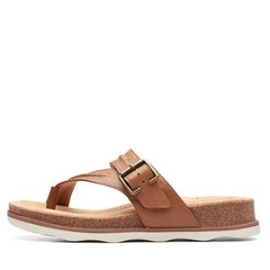 NWOB*** CLARKS BRYNN MADI SANDAL / LIGHT BROWN / SIZE 10M